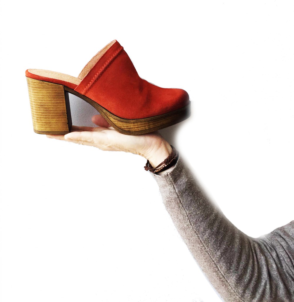 zapatos de primavera zuecos de ante rojo - querol online