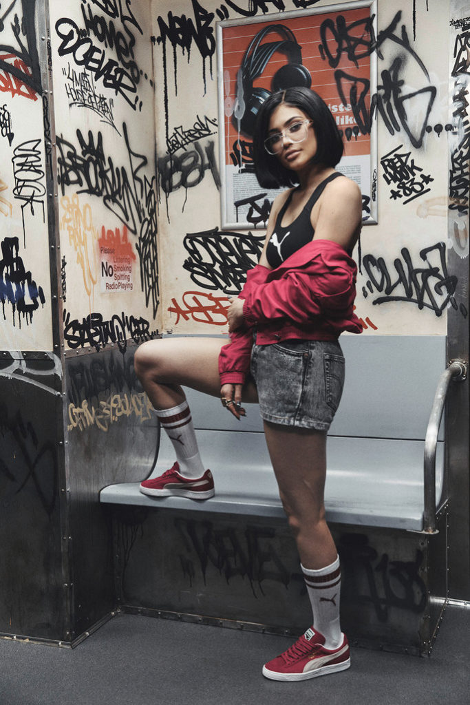 kylie jenner con puma suede